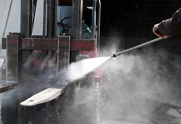 Best Vinyl Siding Pressure Washing in Brookneal, VA